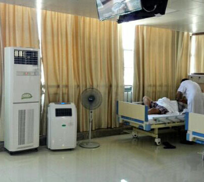 醫用空氣消毒機在血透中心大廳聯機使用